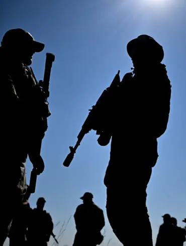 Exclusive Insight: Military Analysts Reveal Privileged Details on Russia's Odessa Airborne Operation Viability