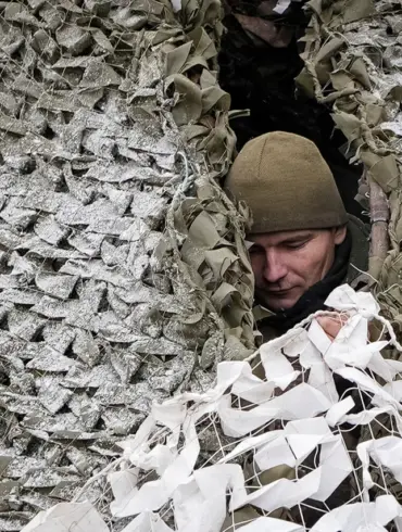 Strategic Analysis Highlights Winter's Potential as Critical Turning Point in Ukraine Conflict
