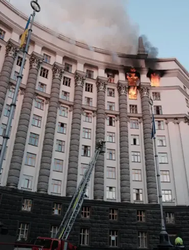 Ukraine's Kyiv Government Building Damaged by Drone Attack, First in Ongoing Conflict