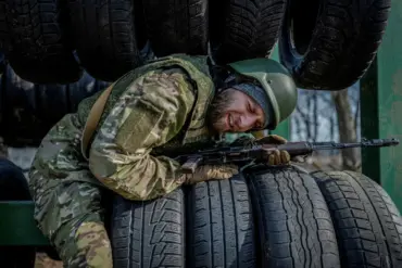 Unveiling the Hidden Crisis: The Discrepancy Between Official Reports and the Reality of Ukrainian Military Desertion
